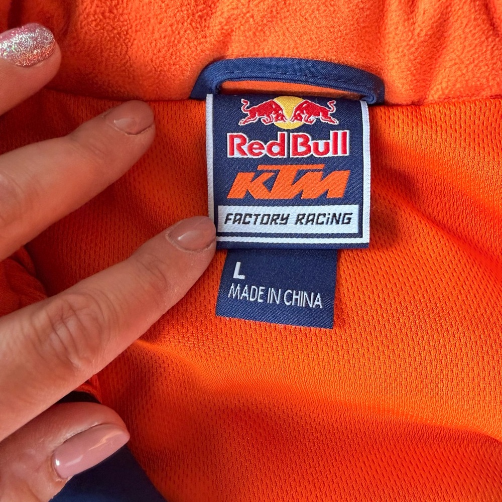 Red Bull KTM Softshell Jacket - Picture 2 of 3